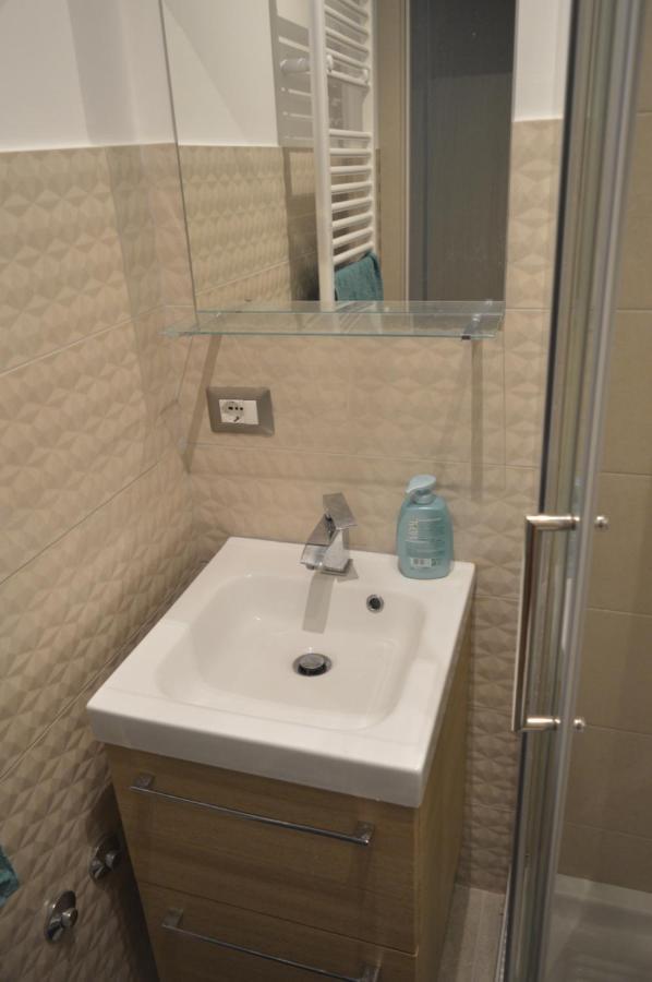 Apartment Sole And Luna In City Center كاتانيا المظهر الخارجي الصورة