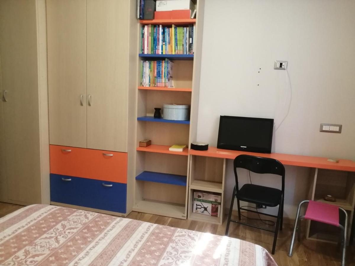 Apartment Sole And Luna In City Center كاتانيا المظهر الخارجي الصورة